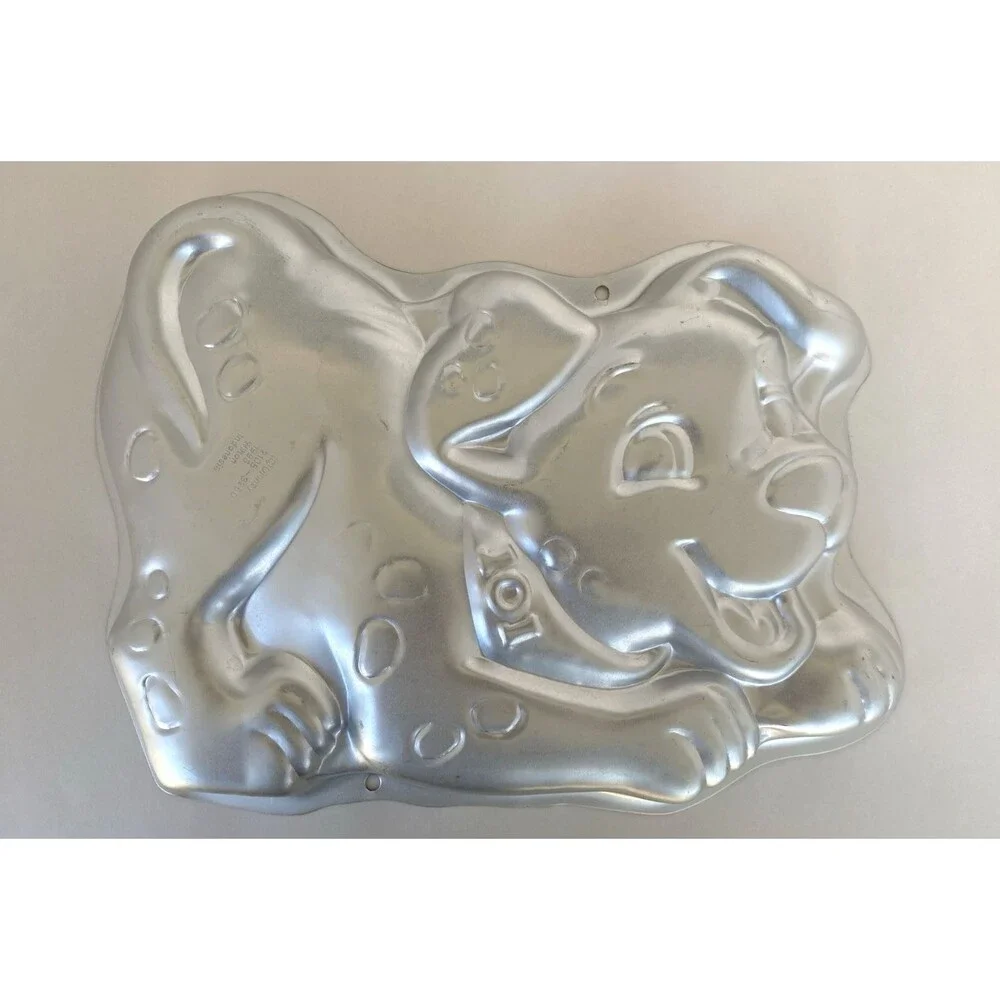 Disney 1996 101 Dalmations Puppy Dog Wilton Cake Pan Baking Mold 2105-3250